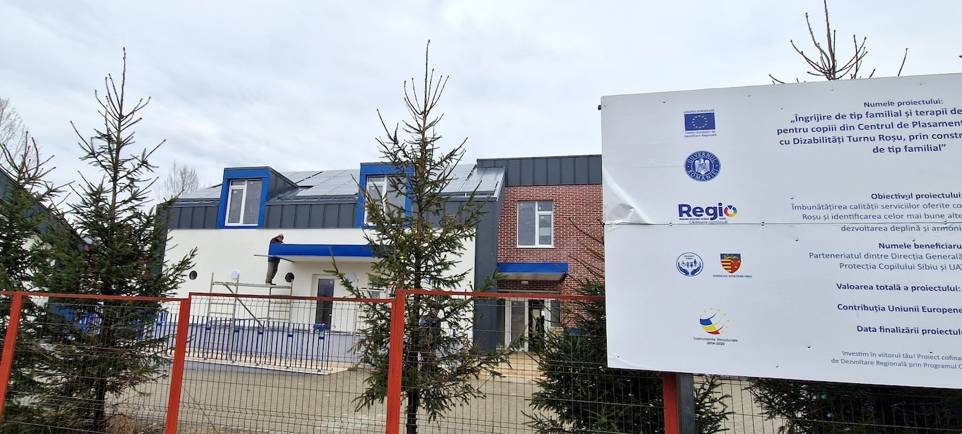 Slăbiciunile președintei: mașina Danielei Cîmpean e plătită de firma administratorului Bibu. Într-o încrengătură de contracte, de la case pentru orfani, la publicitate