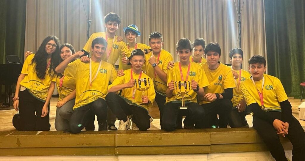 echipa-de-robotica-gear-maniacs-junior-brukenthal-pera