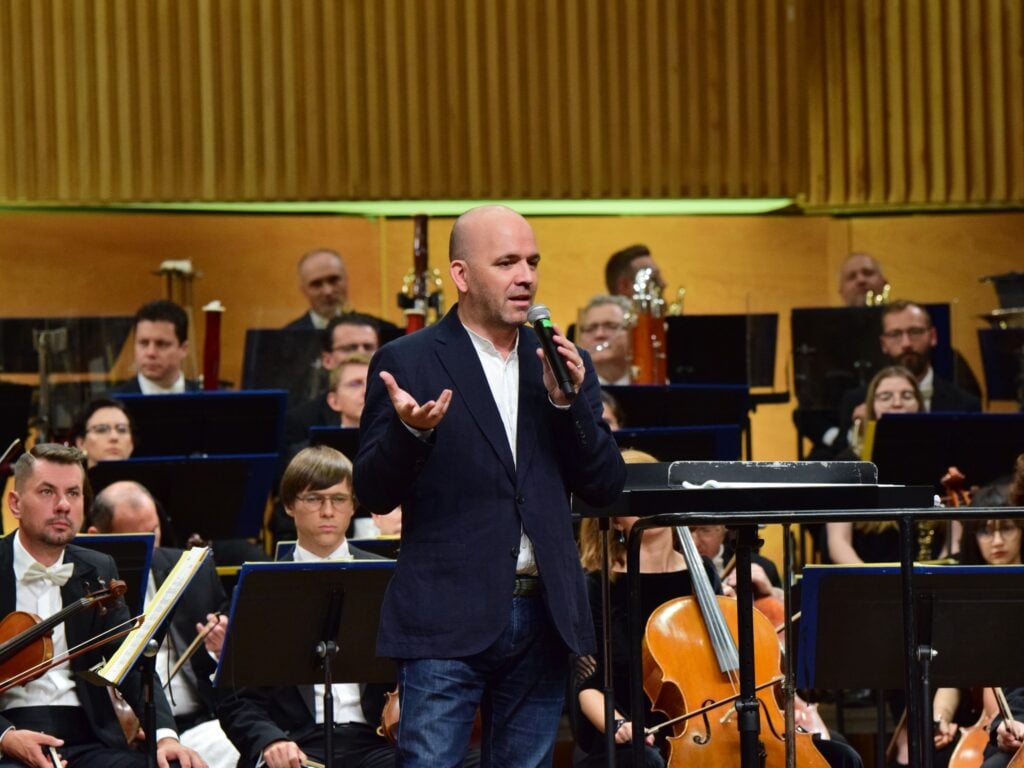 lupes-foto-filarmonica-fb-eisi
