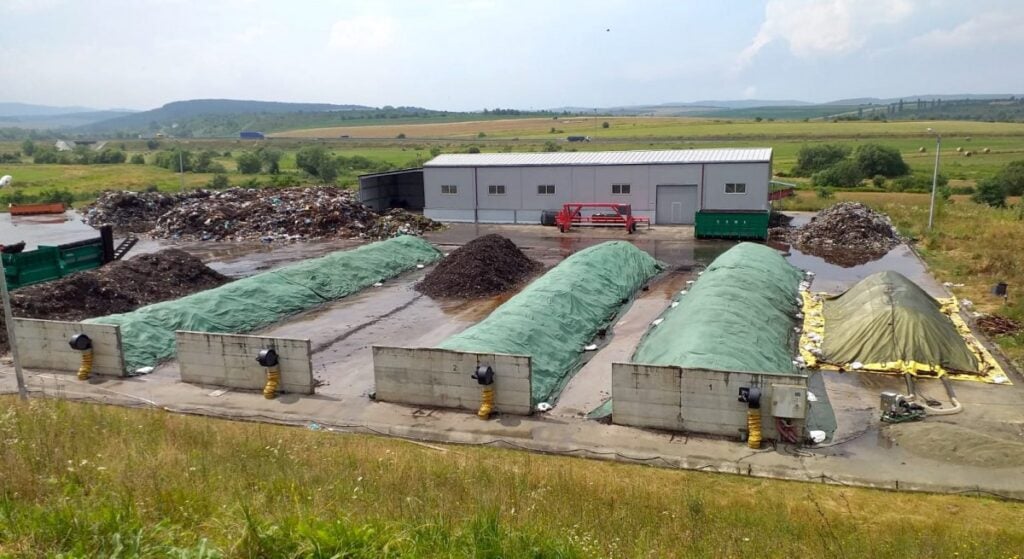 statia-de-compost-q7i1