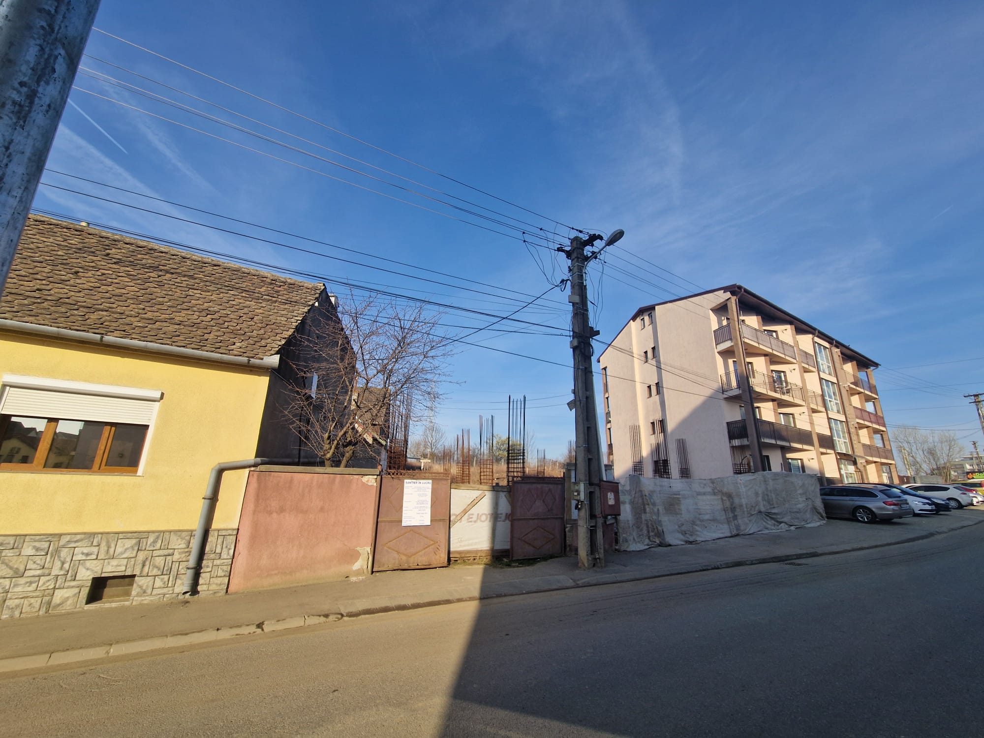”M-am trezit cu un bloc lipit de geamul meu și toată lumea spune că e legal”. Caz în Sibiu care arată de ce este important noul PUG
