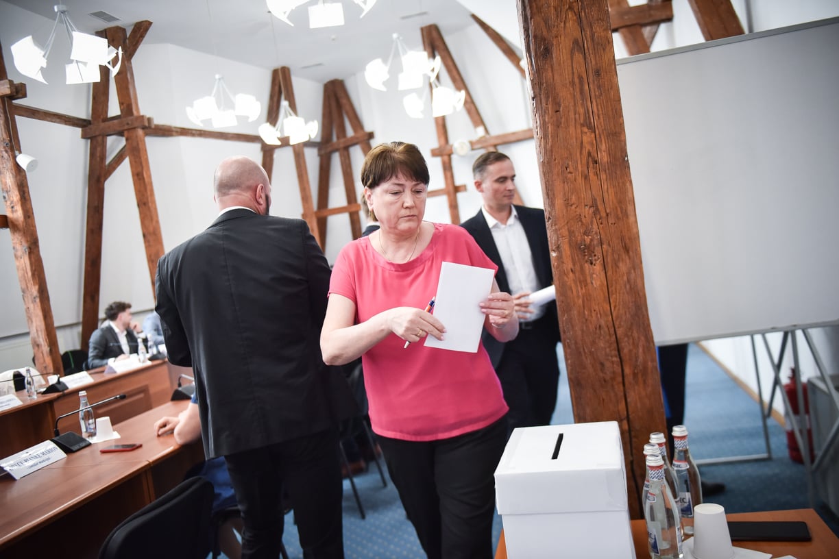 „A fost o perioadă frumoasă”: aleșii Sibiului au schimbat-o din funcție pe viceprimarul Bokor, la 11 zile de la înscrierea în PSD