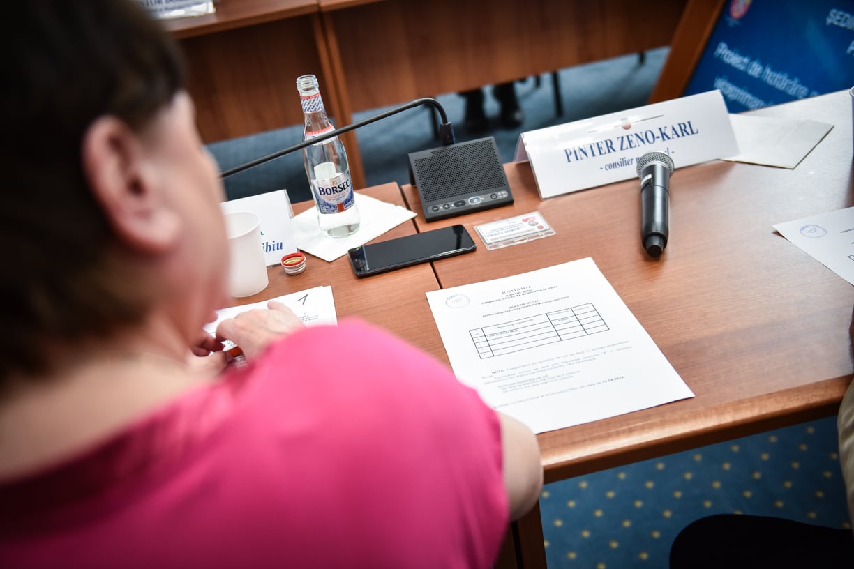 „A fost o perioadă frumoasă”: aleșii Sibiului au schimbat-o din funcție pe viceprimarul Bokor, la 11 zile de la înscrierea în PSD