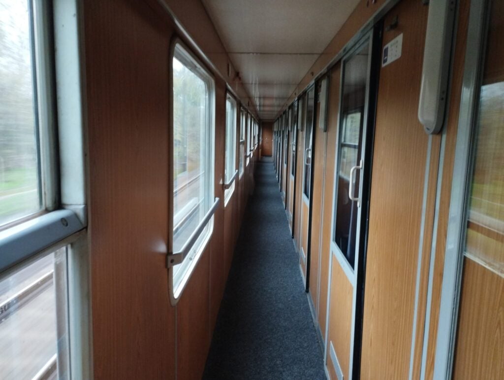 tren-vagon-cuseta-zeyl
