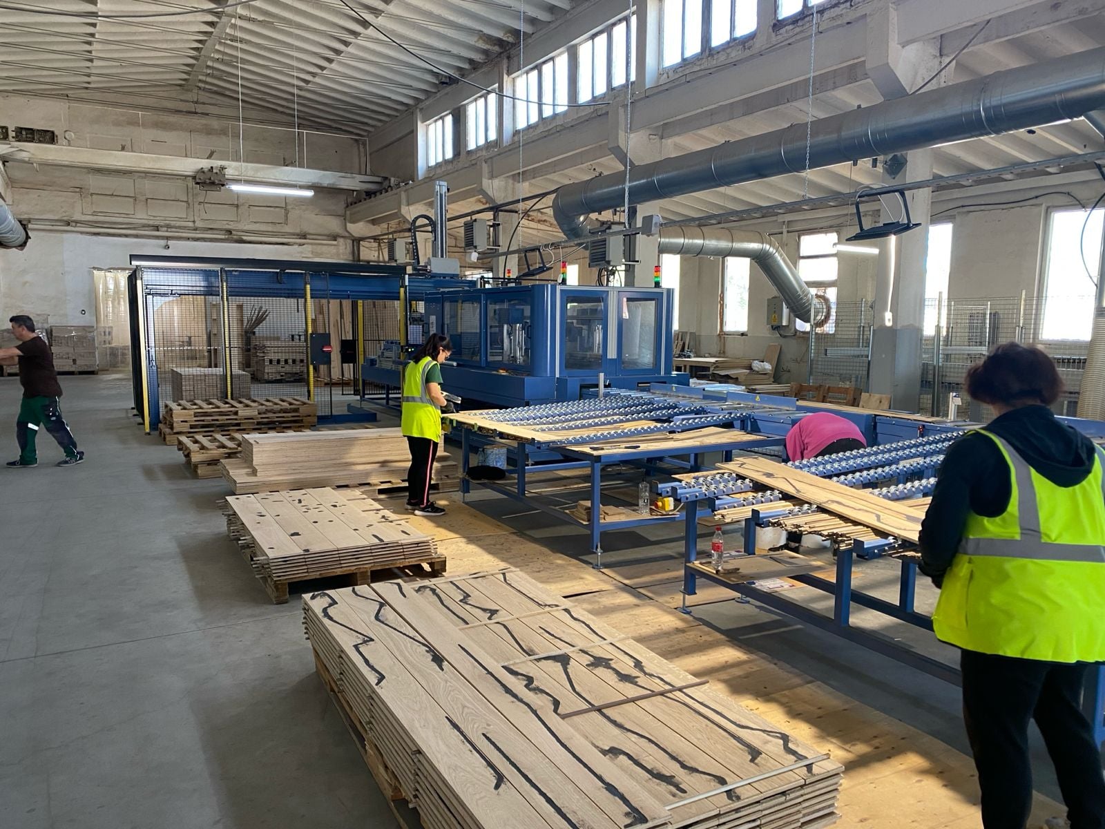 Fabrica Vicla Parquet din Agnita, preluată de un grup de investitori din România: ”Vrem să ne extindem pe piețe din Dubai și Qatar”