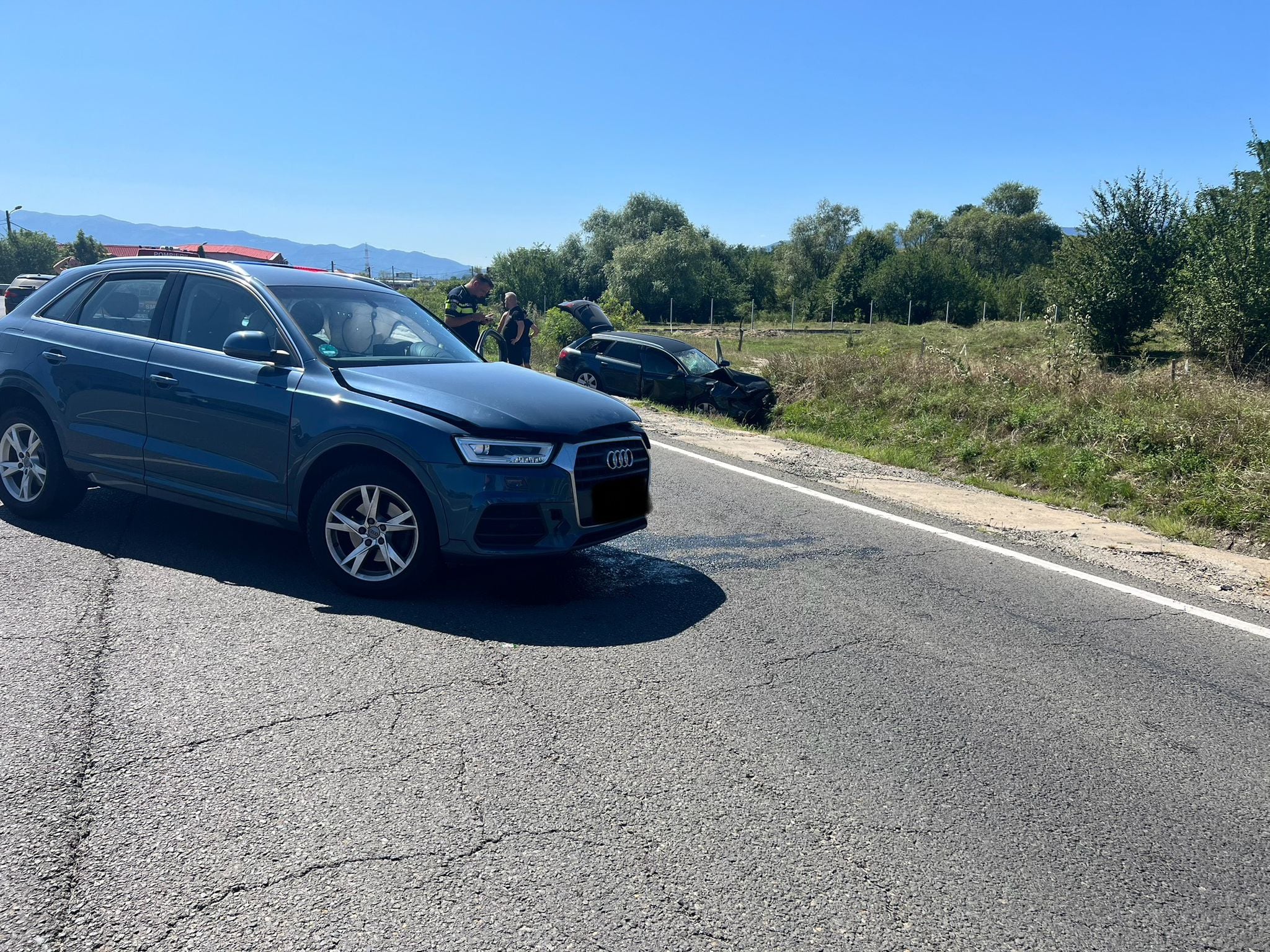 Actualizare. Accident în Șelimbăr cu patru victime, două încarcerate. Un șofer străin a vrut să întoarcă în intersecția cu DN1
