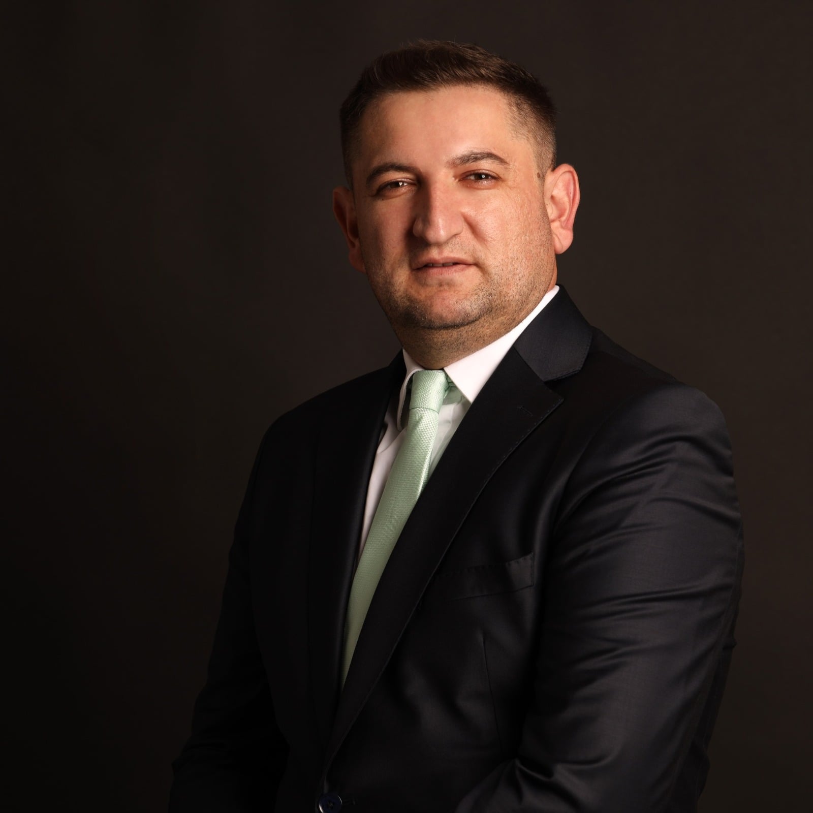 Două săbii într-o teacă? Ce fac primarii care au de așteptat până la toamnă pentru a intra în birou: „Noi încă nu știm ce am câștigat, dar ei știu ce au pierdut”