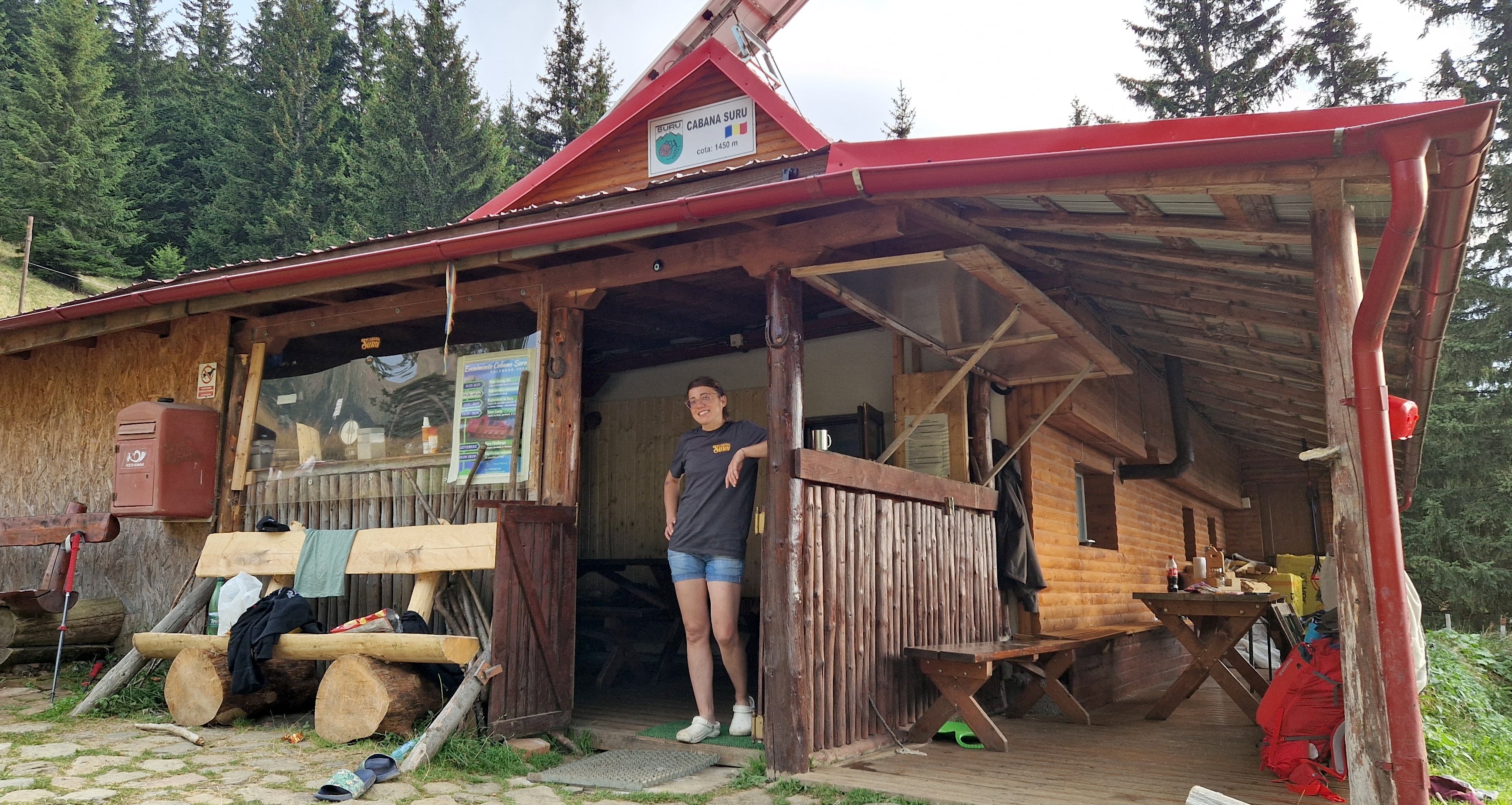 Cabanierii din creierii munților: Suru și Bărcaciu. De la „nu mai există, din nefericire”, la „aici trăiești spiritul muntelui”
