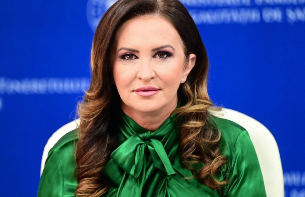natalia-intotero-8pgn
