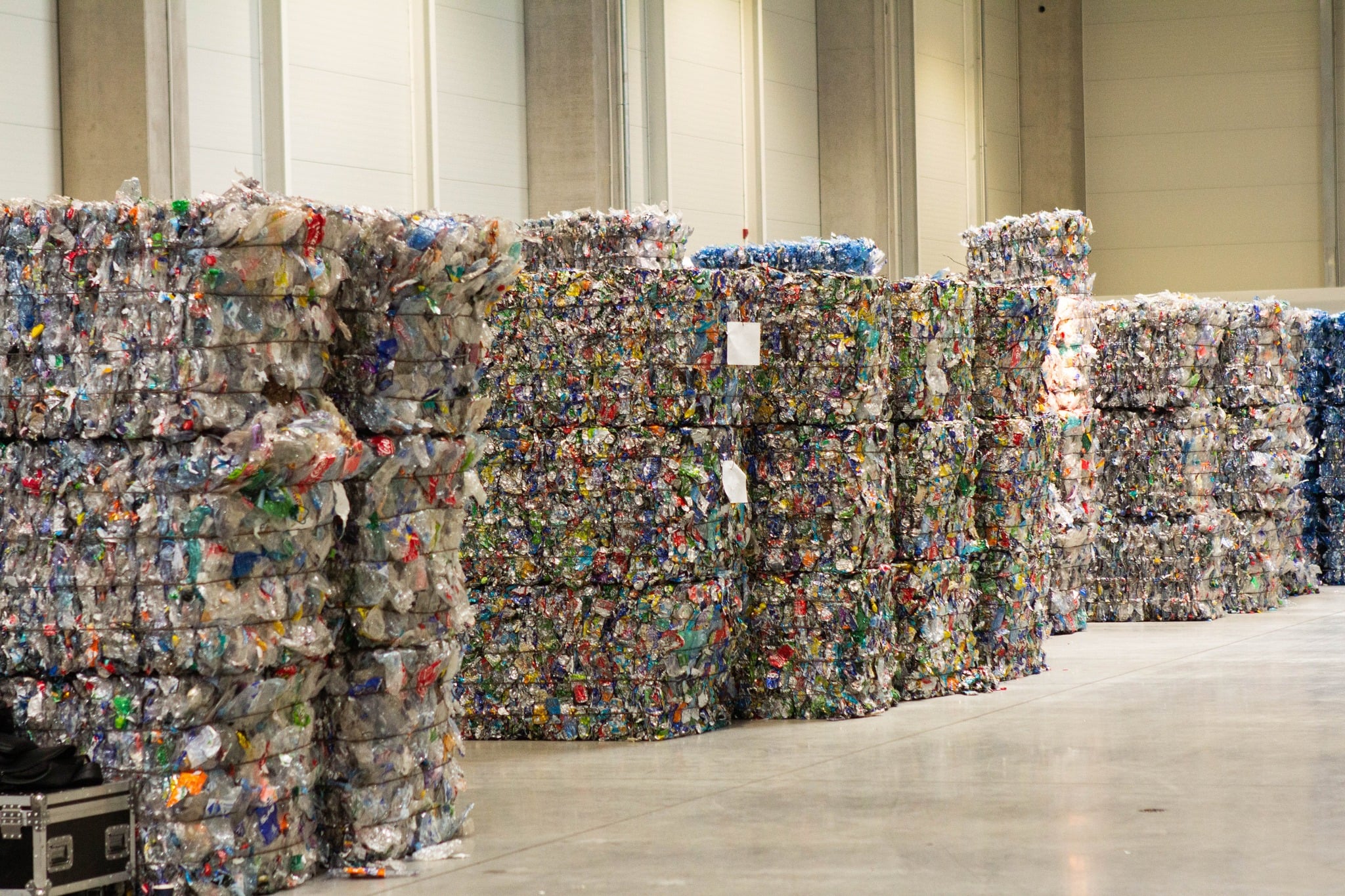 reciclare-plastic-5f5n