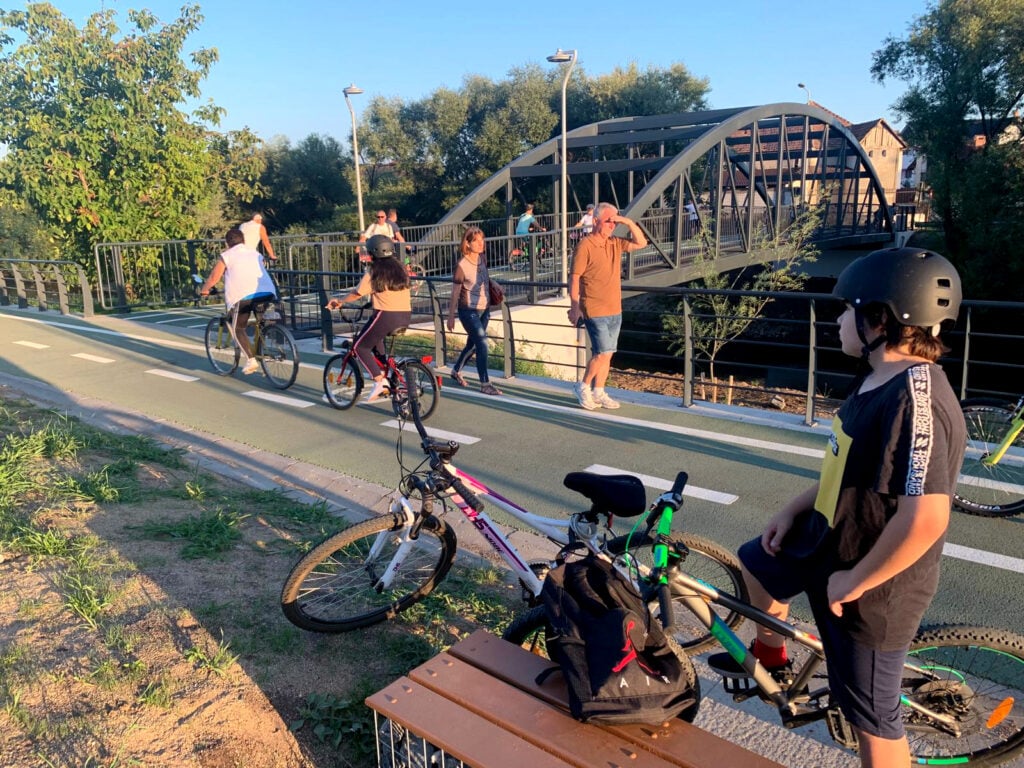 copii-bicicleta-pista-biciclete-bpx2