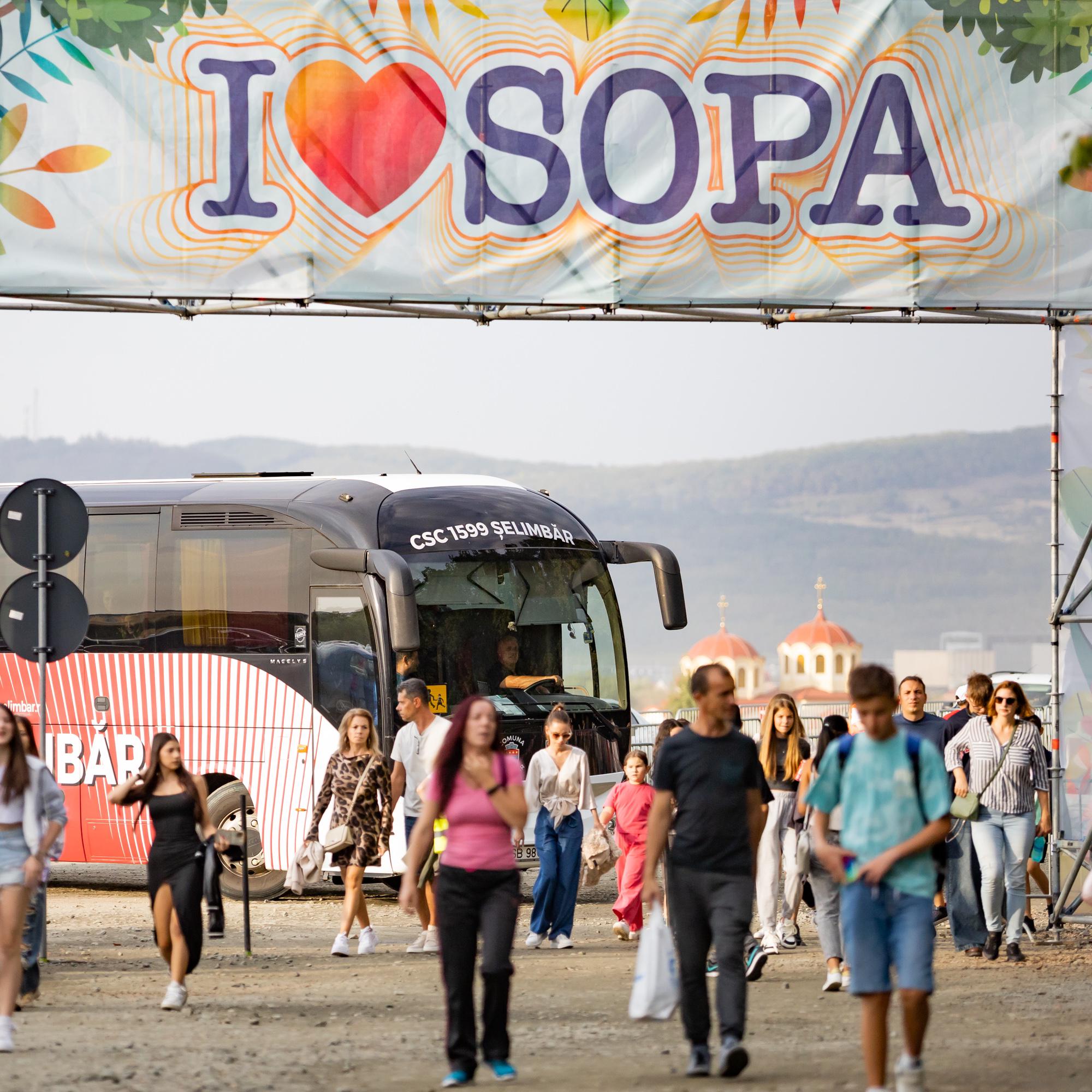Peste 20.000 de participanți la festivalul ”I Love Șopa”. 14.000 au venit cu autobuzul