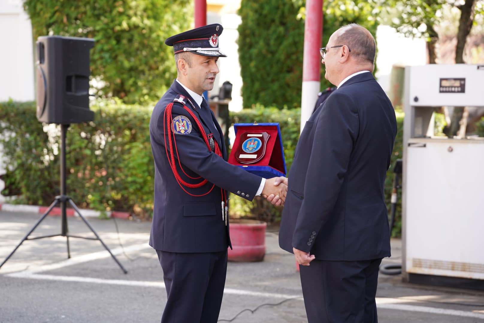 Pompierul Anului 2023 este plutonierului Petru Robert. Ceremonie militară la Sibiu, de Ziua Pompierilor