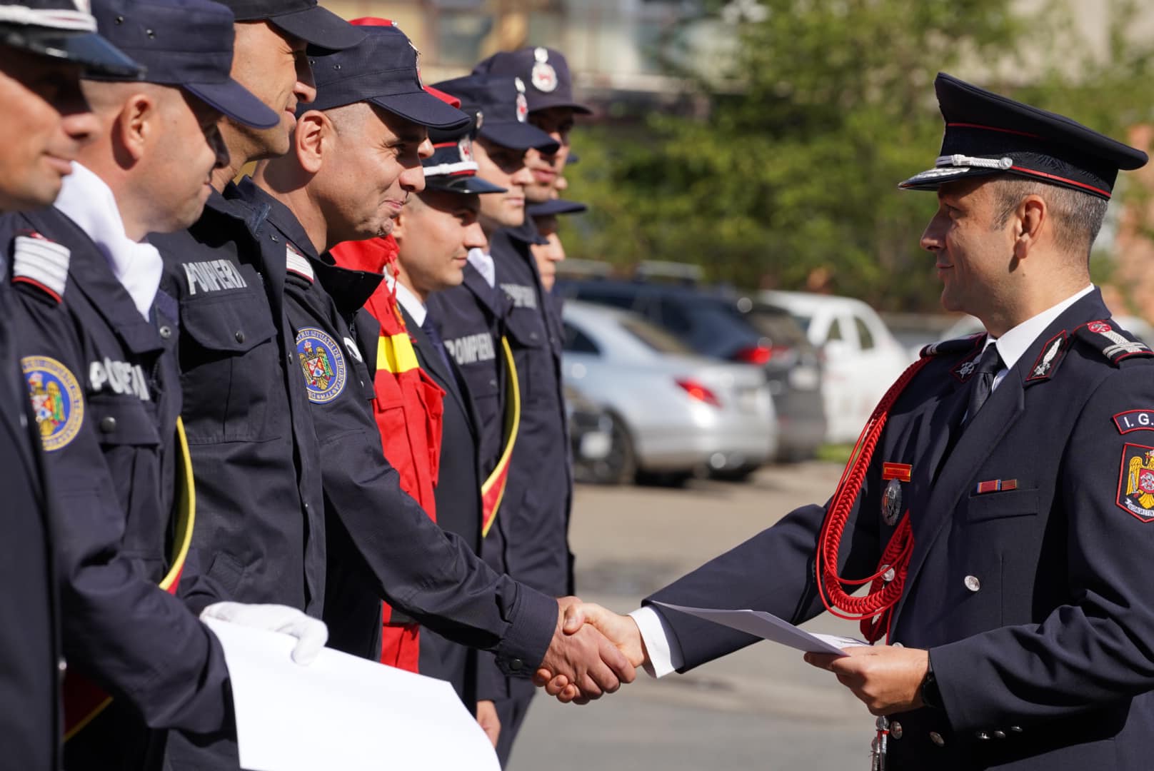 Pompierul Anului 2023 este plutonierului Petru Robert. Ceremonie militară la Sibiu, de Ziua Pompierilor