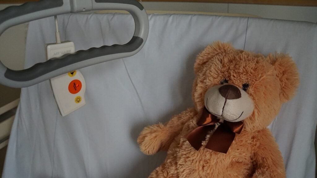 copil-spital-zaow