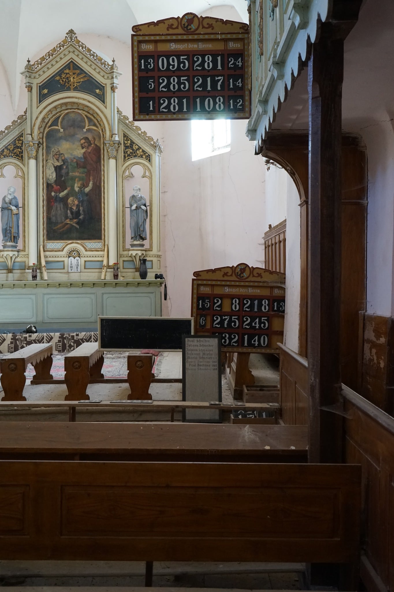 Obiecte cu valoare istorică și artistică din zece biserici evanghelice din Sibiu, salvate printr-un proiect inedit. Acestea sunt necunoscute chiar și pentru specialiști și riscă să dispară