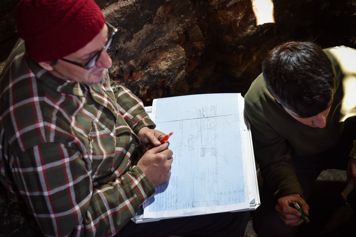 ”O descoperire foarte importantă pentru perioada medievală a Sibiului”. Concluziile arheologilor după cercetările din biserica Sf. Cruce