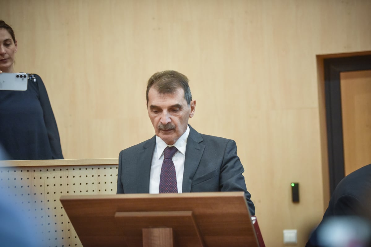 Cine sunt noii consilieri județeni în Sibiu: trei sunt la al șaselea mandat, iar nouă dintre ei au depus jurământul cu gândul la un loc în Parlament