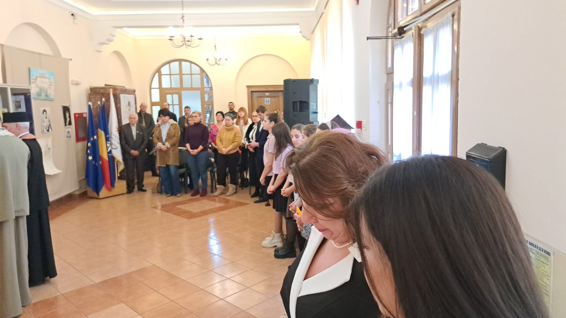 Școala „Regina Maria” a sărbătorit 95 de ani de existență: directorul Bibliotecii Astra și medicul Mihai Rusu, printre foștii absolvenți
