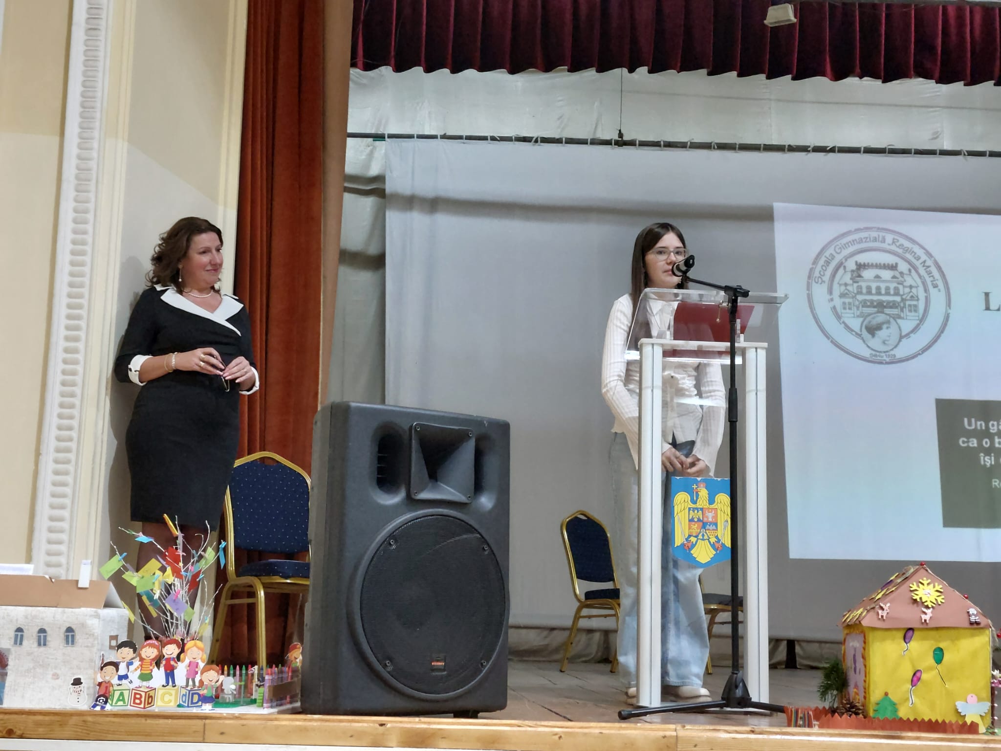 Școala „Regina Maria” a sărbătorit 95 de ani de existență: directorul Bibliotecii Astra și medicul Mihai Rusu, printre foștii absolvenți
