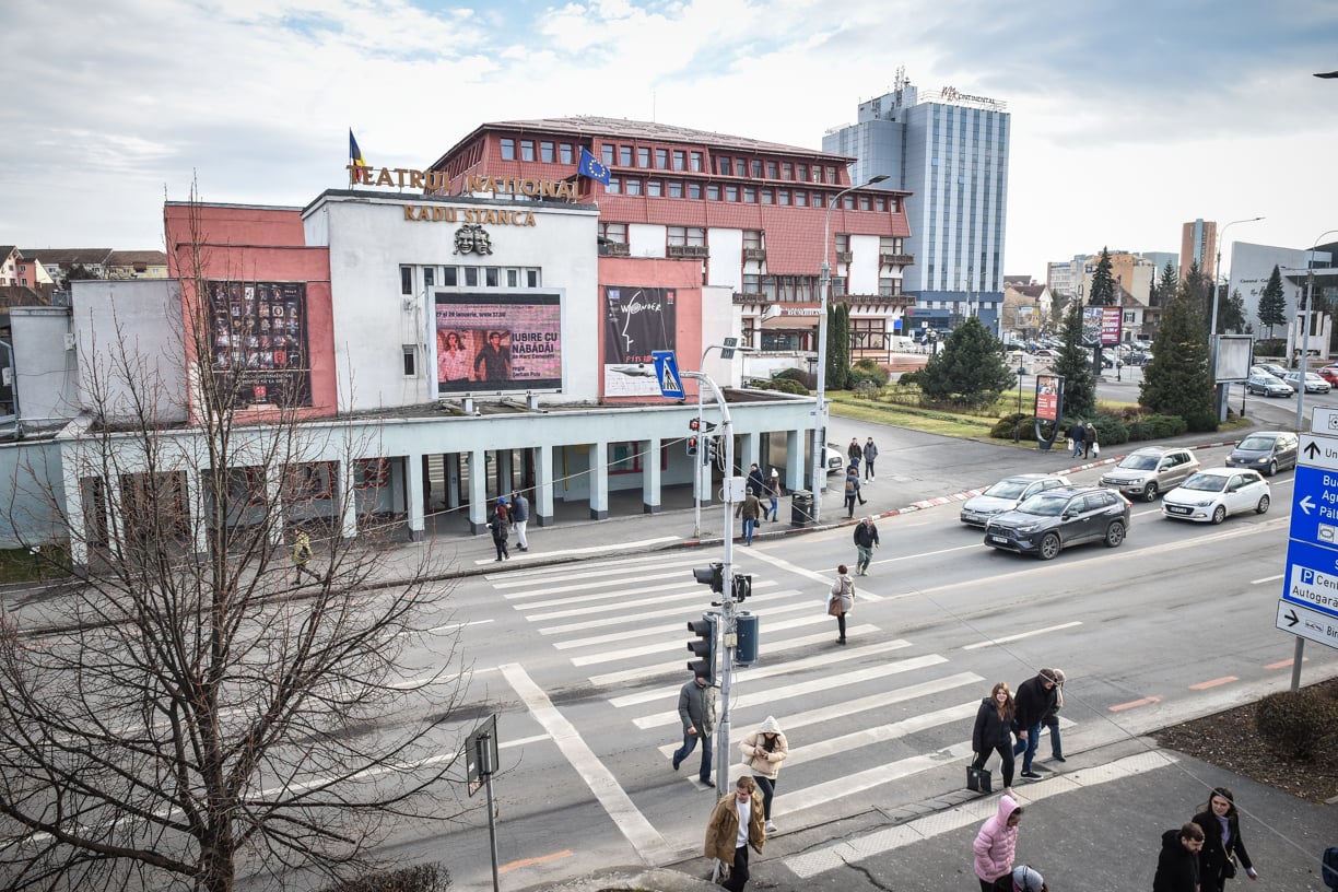 teatru-2-fixz