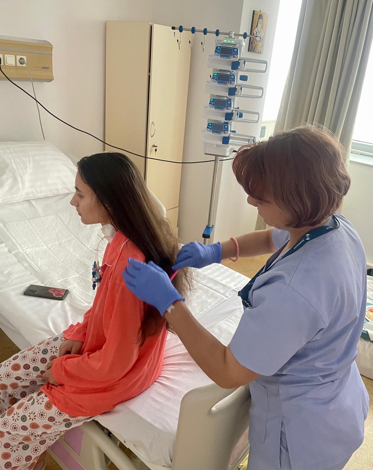 Sánta Réka, medicul care dă șansa unei vieți normale copiilor vulnerabili, cu malformații cardiace: „Până nu reușesc să îi curăț de râie și de păduchi, nu îi pot trimite la operație”