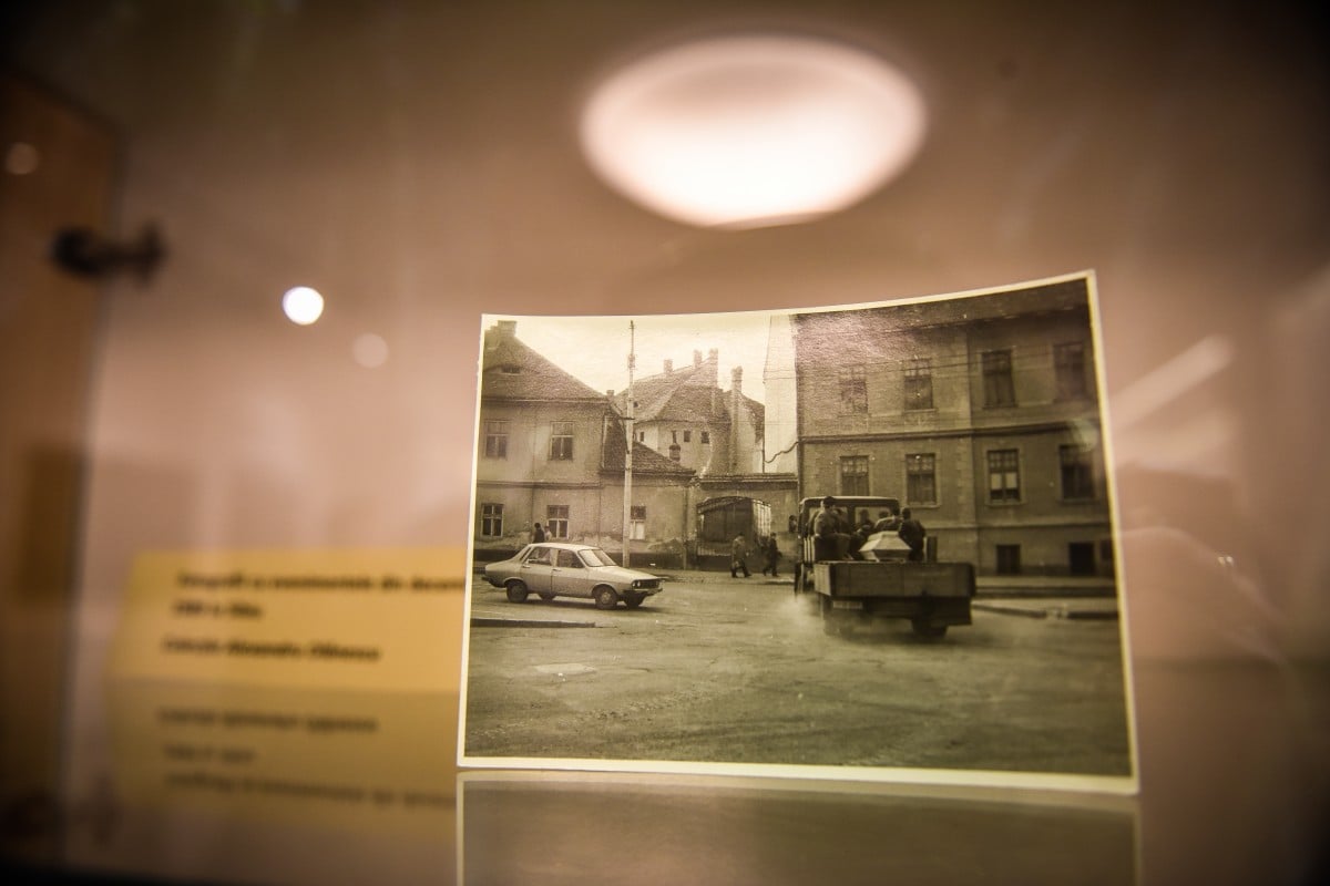 Decembrie '89. Mircea Bozan despre zilele de 21 și 22 decembrie: „Sibiul nu mai putea fi întors din drumul său spre libertate decât prin baie de sânge”