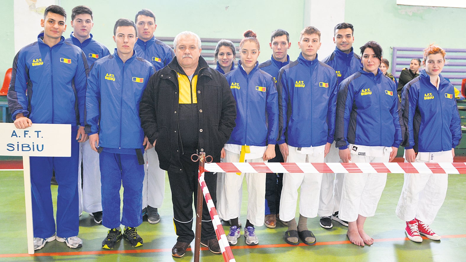 A murit Nicolae Drăgălău, antrenorul echipelor de contact ale AFT Sibiu. Medaliile, cupele și performanțele studenților militari i se datorează