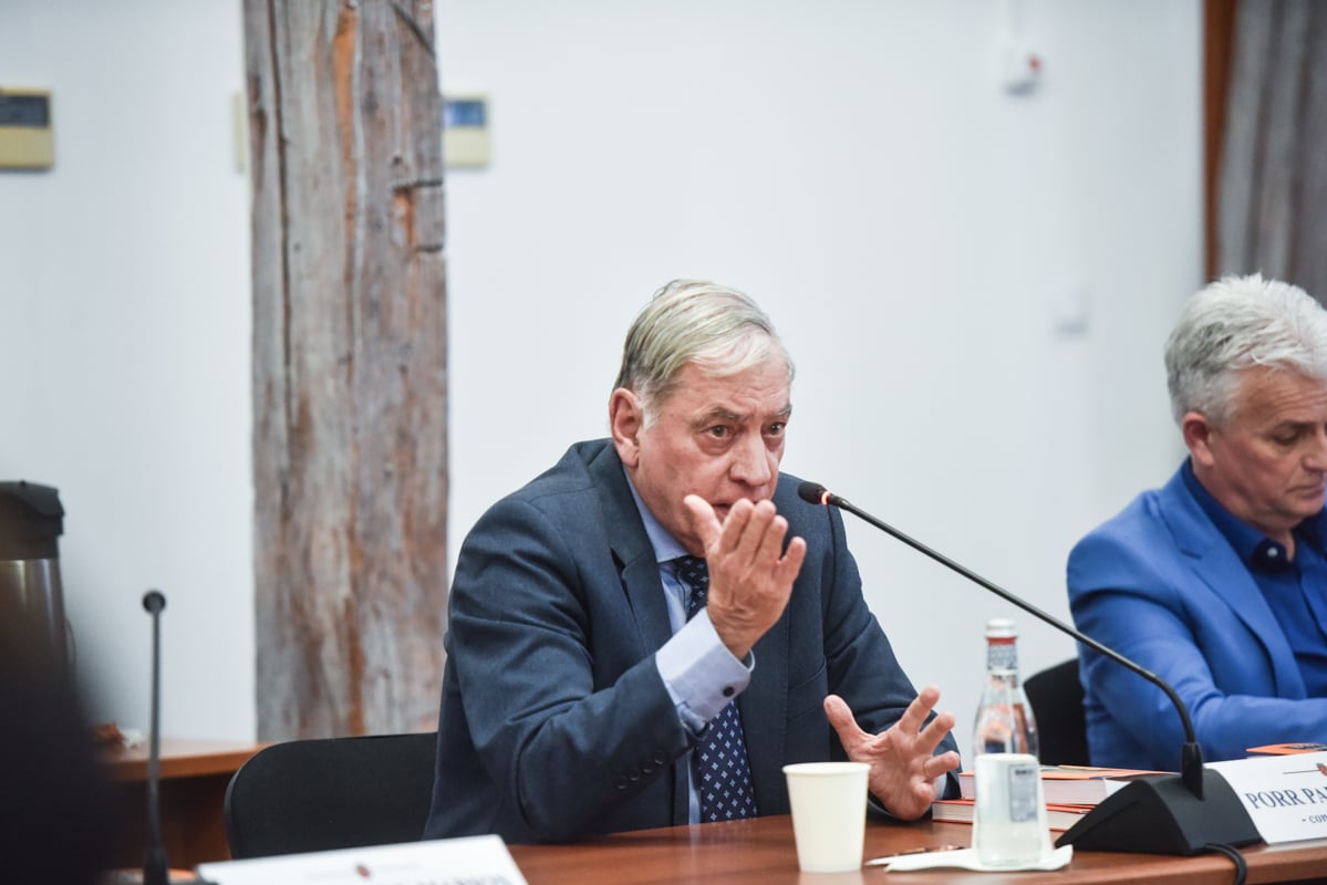Aleșii sibienilor au votat creșterea taxei de salubrizare cu 40%, de sâmbătă. „Chestiunile acestea de fațadă, că apărăm interesele cetățenilor, sunt de doi bani”