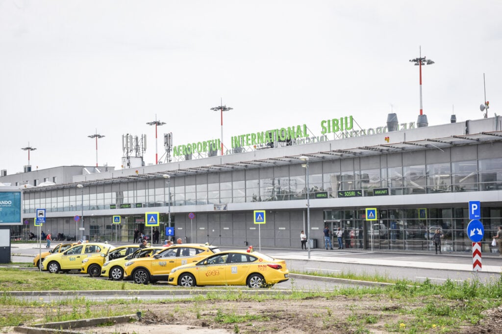 aeroport-10-5tr8