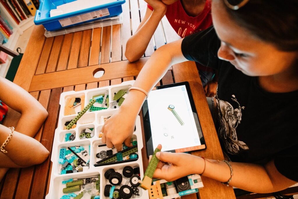 asociatia-hai-din-pantofi-in-bocanci-wxyx