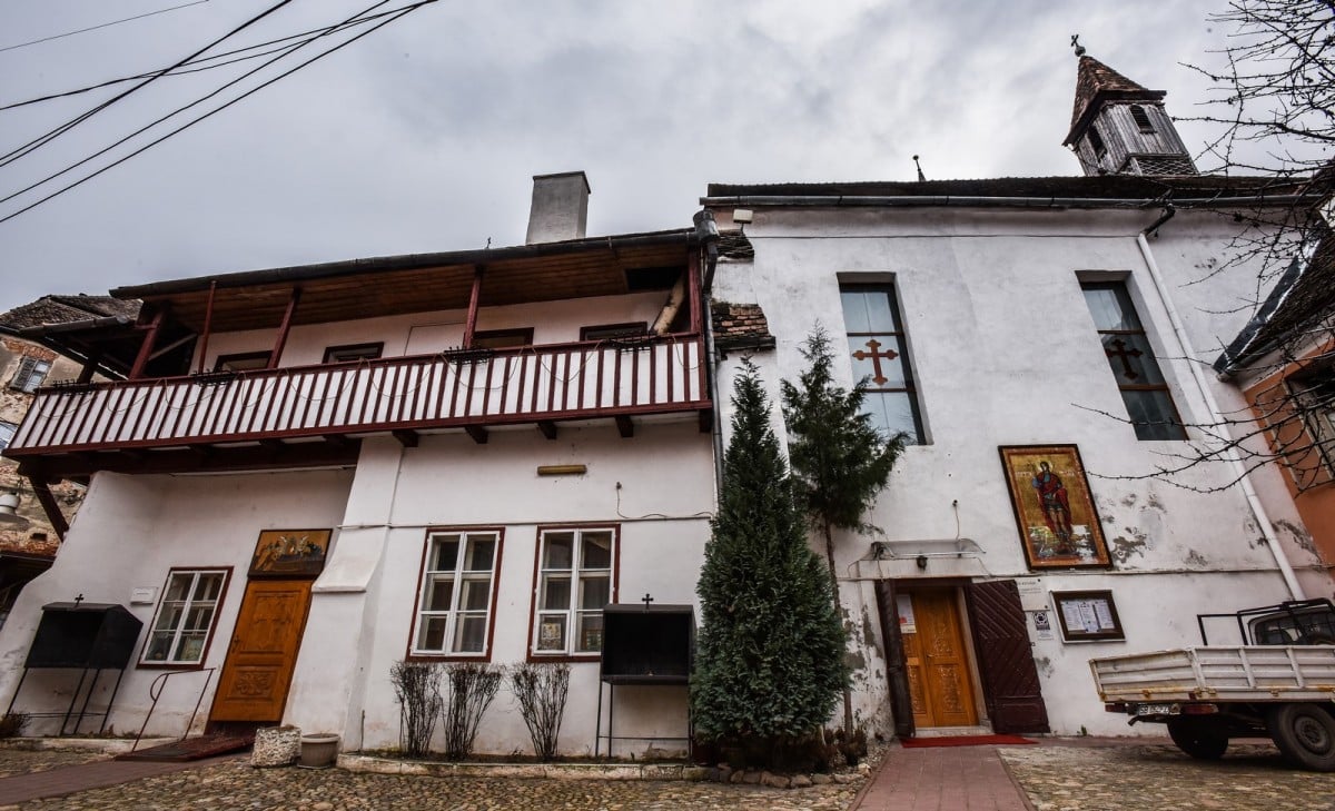 La Biserica Azilului se face o nouă expertiză tehnică. Prima a fost respinsă. CJ Sibiu: Documentația a fost incompletă, iar contractul - reziliat, fără efectuarea plății