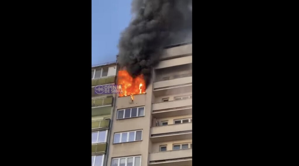 incendiu-bloc-mihai-viteazu-vriv