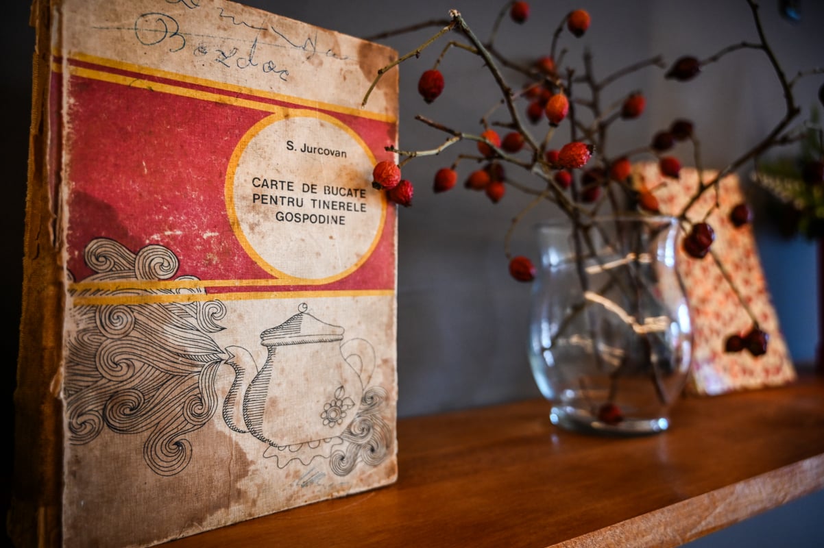 La 71 de ani, o sibiancă și-a deschis afacere împreună cu fiul ei. „Ne completăm unul pe celălalt. Claudiu are mai multe idei, fiind din altă generație”