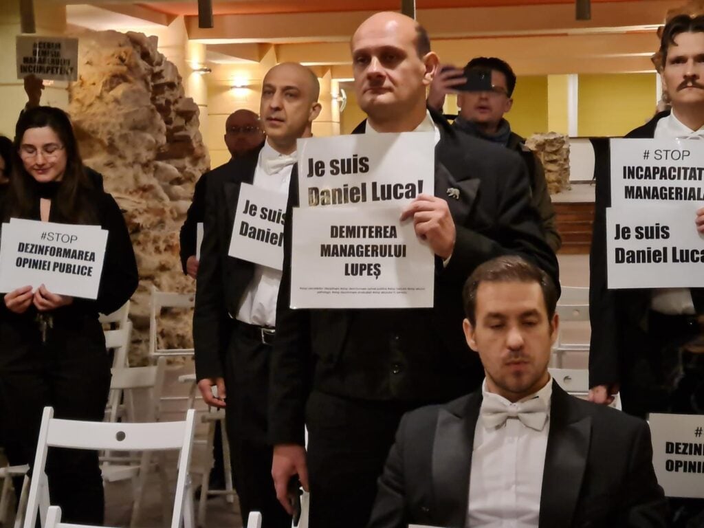 protest-sursa-filarmonica-ljdk