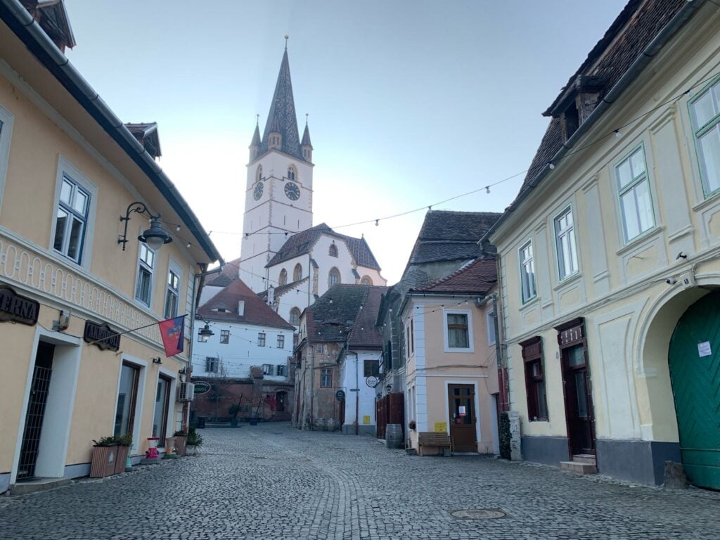 whatsapp-image-2025-03-04-at-07-26-59-2sj2