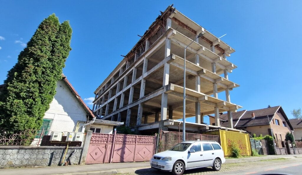 bloc-schelet-calea-poplacii-oex3