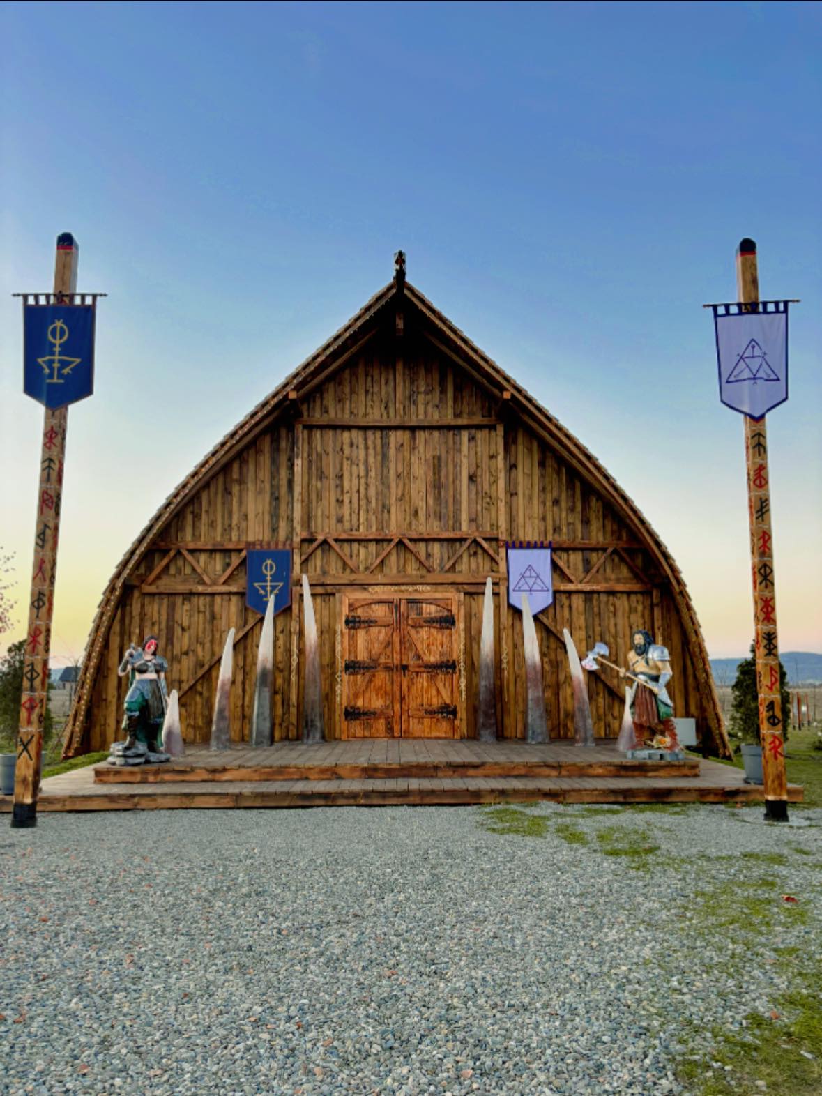 Sibiul are un sat de vikingi pe Valea Avrigului. Am descoperit o nouă atracție turistică a județului