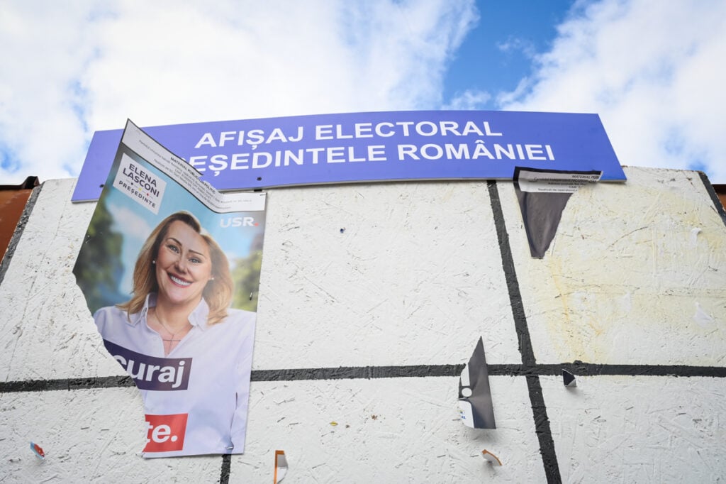 lasconi-afisaj-electoral-alegeri-prezidentiale-panouri-campanie-electorala-1-evtd