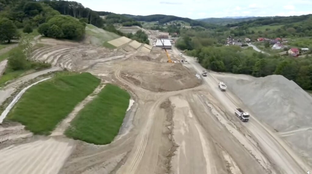 autostrada-sectiunea-4-neax