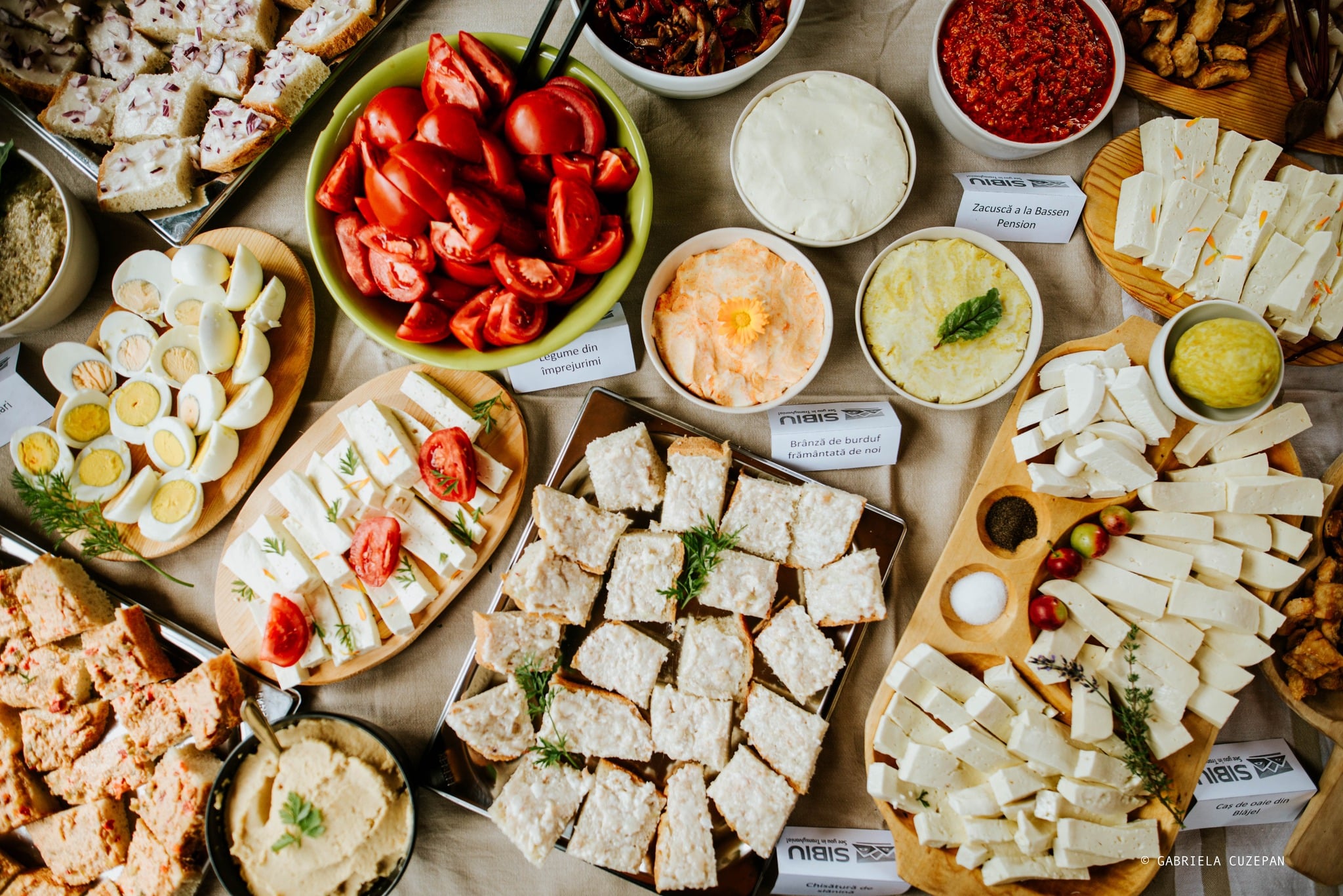 Ce facem în luna mai la Sibiu? VINO, Sibiu Wine Festival, Maratonul Internațional, concert Bucovina și ARMONIA Disco&Retro, printre evenimentele lunii