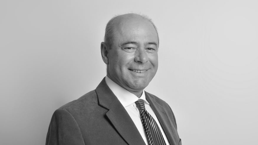 scaunas-stelian-foto-ulbs-zpqj