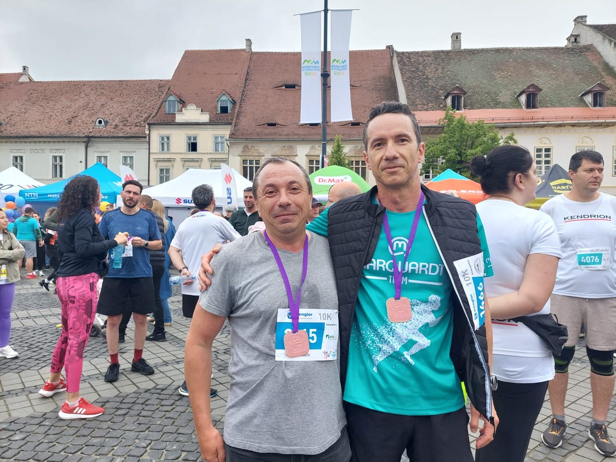 Peste 10.000 de persoane aleargă la Maratonul Internațional Sibiu. Mihai, 13 ani „A fost greu, obositor, dar a meritat”