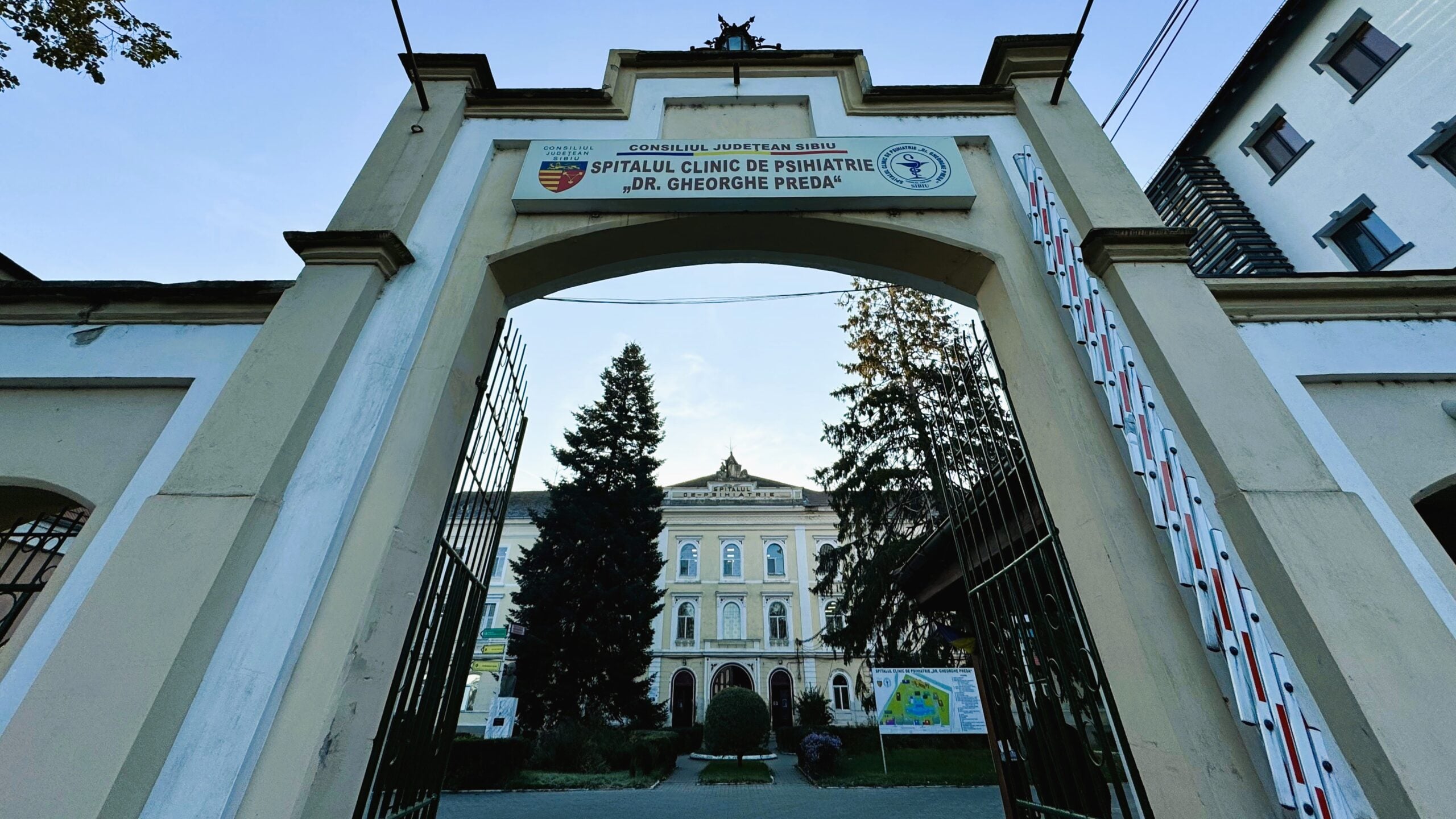 foto-spitalul-de-psihiatrie-fatada-gcl2