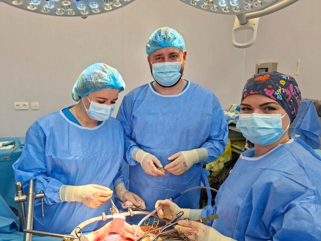 spitalul-judetean-anevrism-operatie-reusita-vkkd