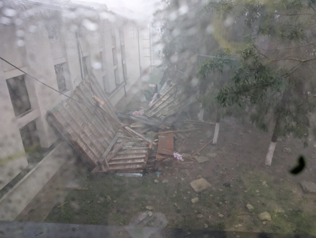 acoperis-prabusit-otopeni-lbvu