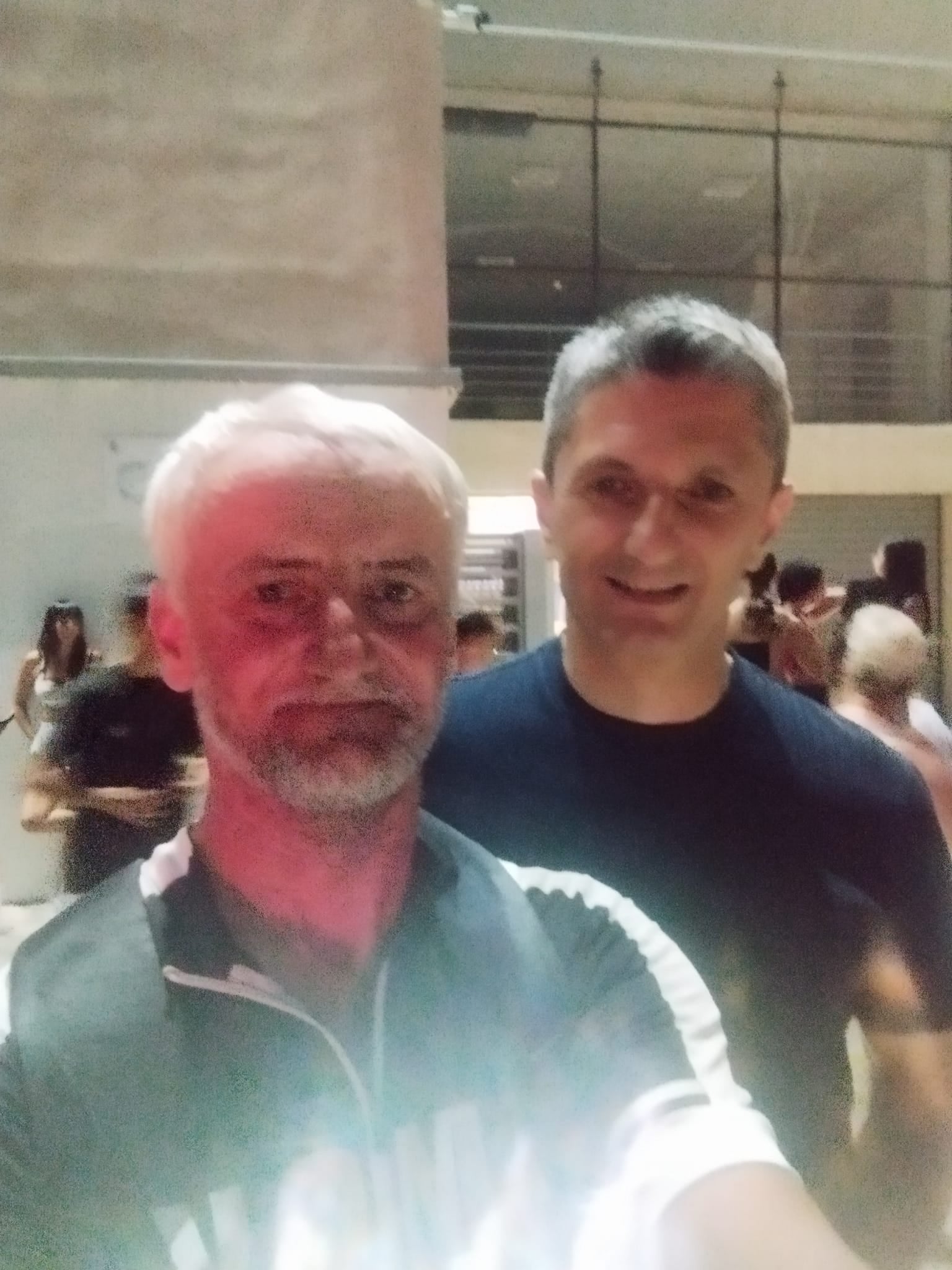 Un cisnădian a plecat la mare, în Grecia, cu bicicleta. Apoi a făcut turul Europei: ”Despre asta e viața, nu să muncești după bani”