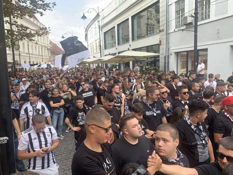 suporteri-u-cluj-centru-3-unnl