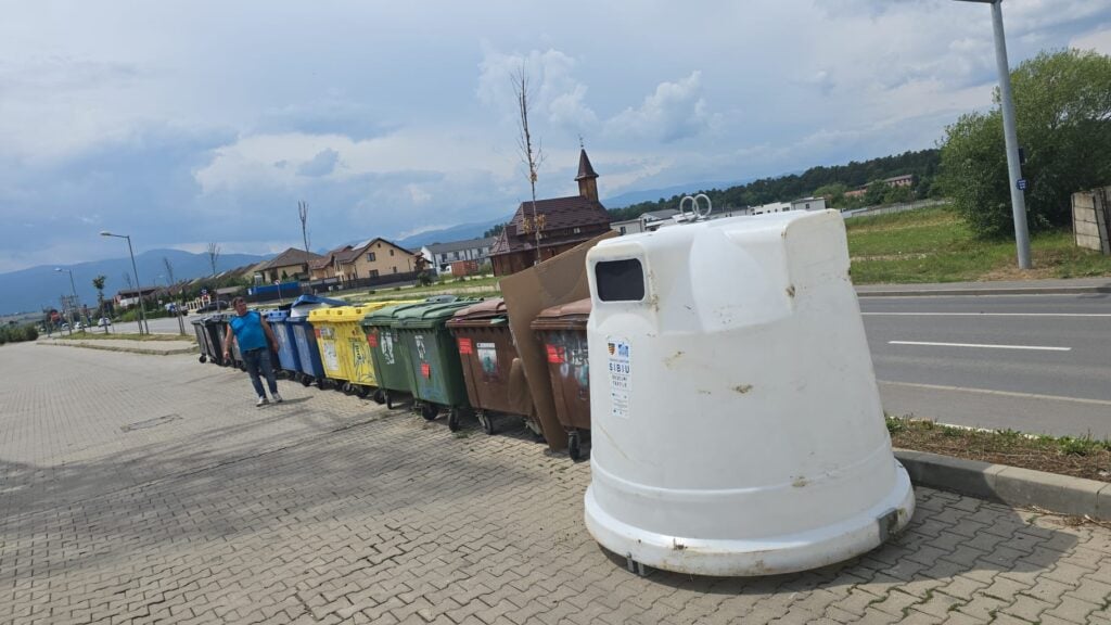 deseuri-textile-arhitectilor-sjfh