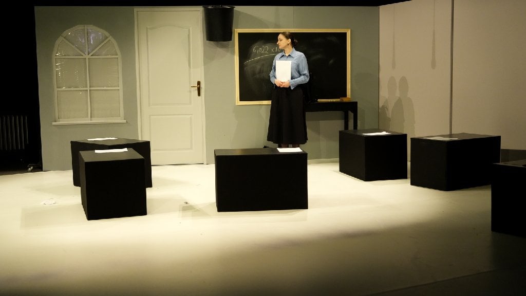 teatru-gong-spectacol-examen-10-ew2j
